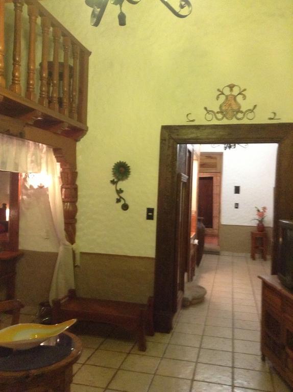 Hotel Los Escudos Pátzcuaro Exterior foto